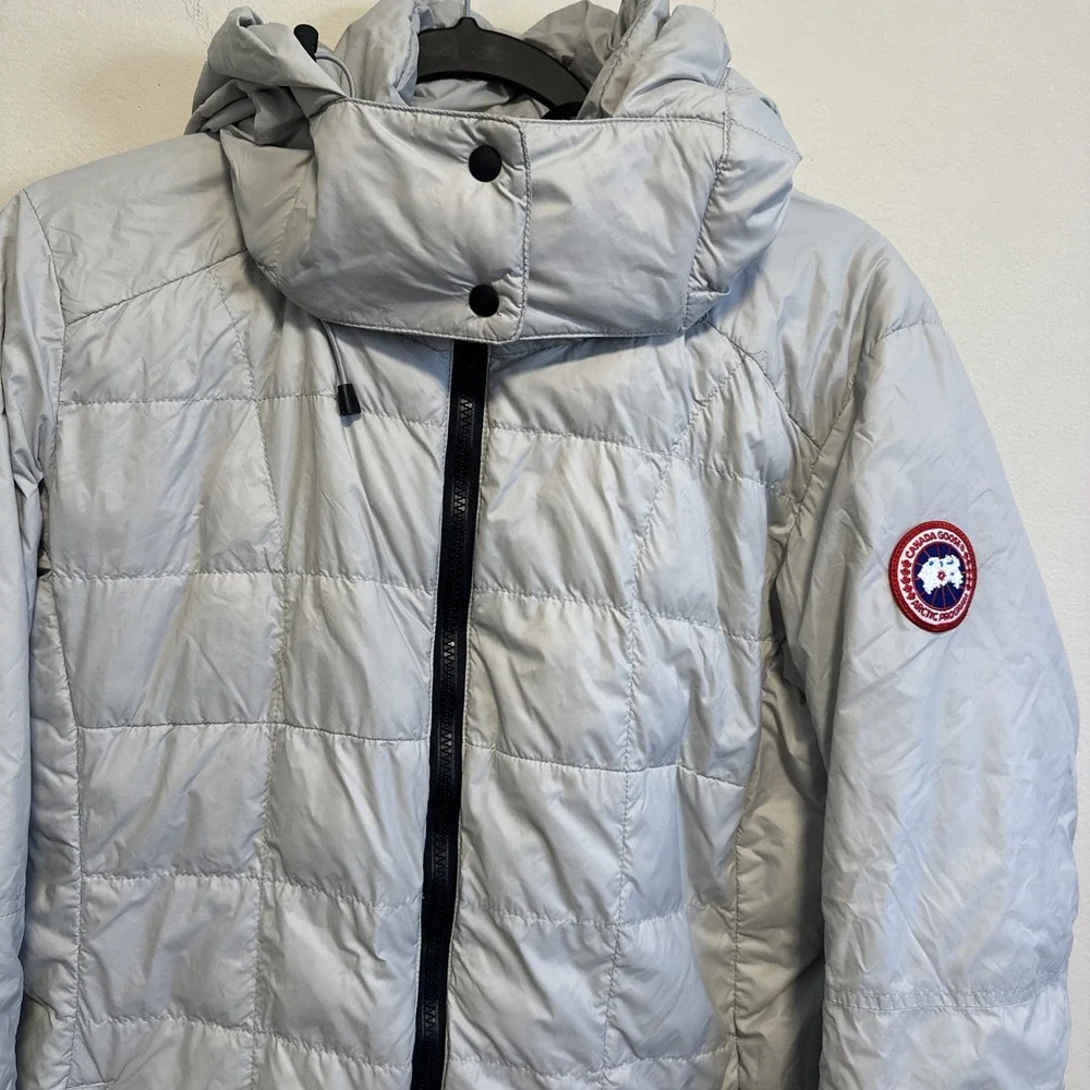 Canada Goose Women's Ellison Down Jacket Packable XL Light Grey Pre Owned - Picture 3 of 11